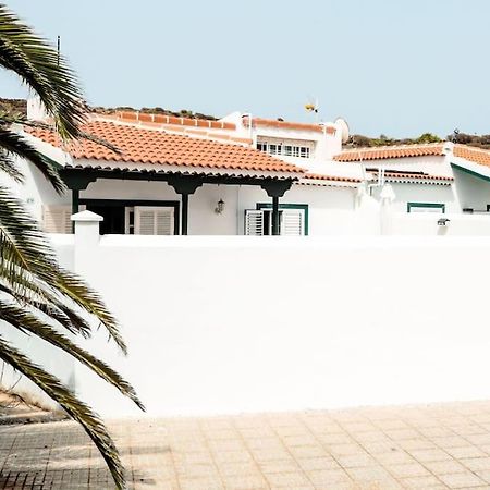 Acogedora Casa En Abades En Tranquila Urbanizacion Villa Buitenkant foto