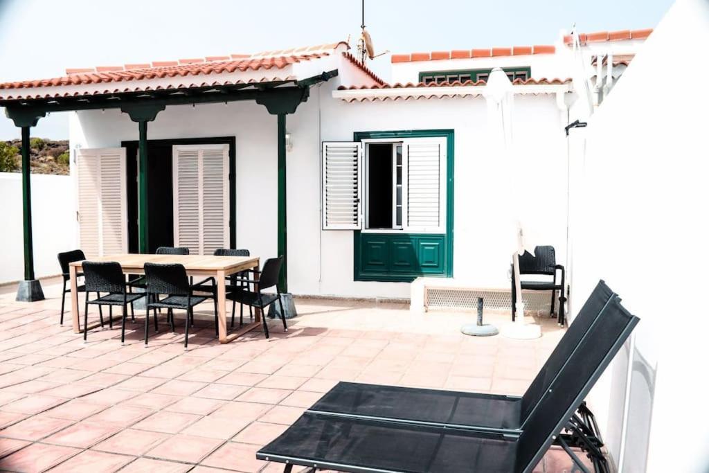 Acogedora Casa En Abades En Tranquila Urbanizacion Villa Buitenkant foto