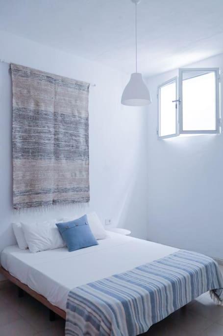 Acogedora Casa En Abades En Tranquila Urbanizacion Villa Buitenkant foto